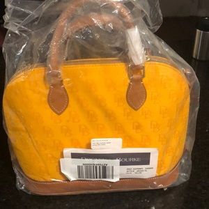 Dooney & Bourke